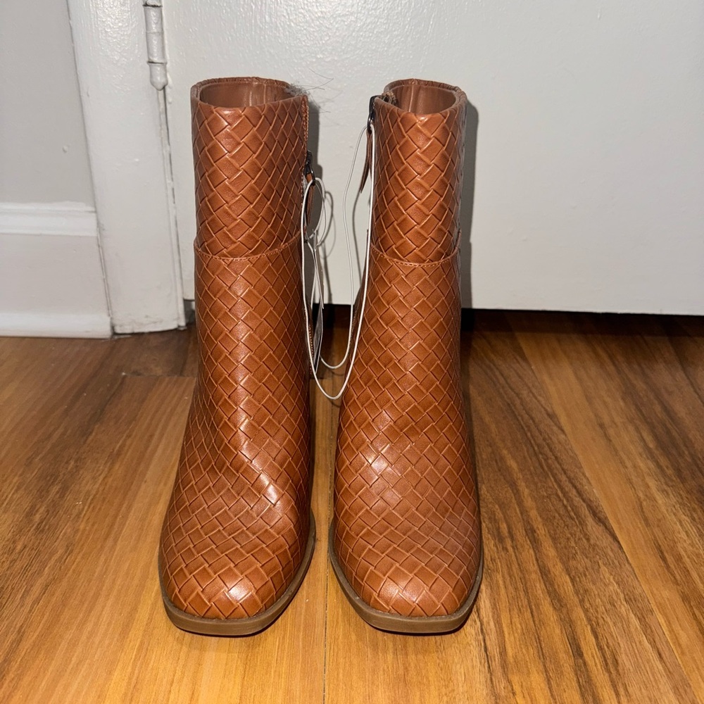 TARGET - Brown Boots - NEW